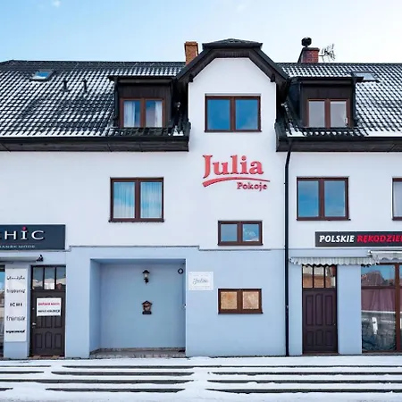 Julia * וובה