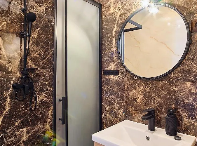 Julia Проживание в семье Леба